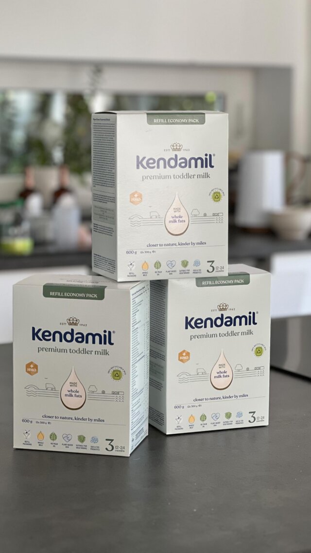 Len vám chceme pripomenúť, že ešte stále môžete nakúpiť na @healthfactory_sk kartónové balenia mliek v akcii 2+1 ZADARMO 🥰

Tieto menšie papierové balenia mliek sú navyše:
💸 za výhodnú cenu
⛱️ ľahká varianta na cesty
♻️ skvelé na doplnenie plechovky
🍼 na vyskúšanie, ak ste Kendamil práve objavili

P. S.: V akcii sú aj Kendamil kaše! 🥣